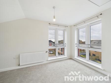 4 bedroom Town house for sale in Pavilion View, Ashford, Ashford, TN23