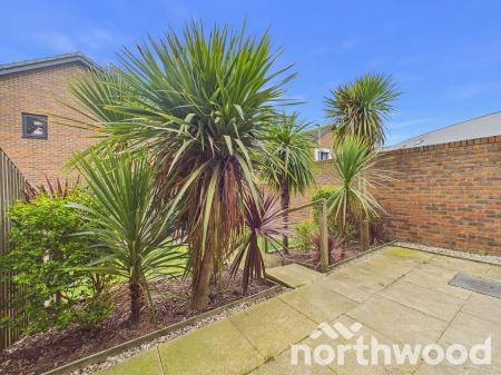 4 bedroom Town house for sale in Pavilion View, Ashford, Ashford, TN23