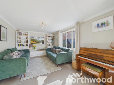 3 bedroom End of terrace house for sale in Imperial Way, Singleton, Ashford, TN23