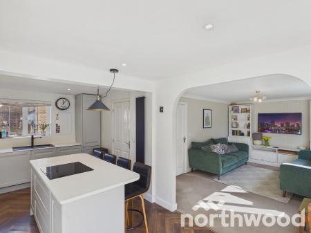 3 bedroom End of terrace house for sale in Imperial Way, Singleton, Ashford, TN23