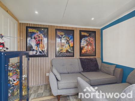 3 bedroom End of terrace house for sale in Imperial Way, Singleton, Ashford, TN23