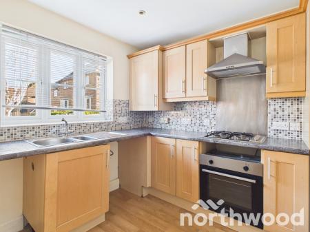 3 bedroom Semi-detached house to let in Running Foxes Lane, Singleton, Ashford, TN23