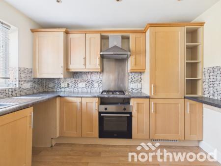 3 bedroom Semi-detached house to let in Running Foxes Lane, Singleton, Ashford, TN23