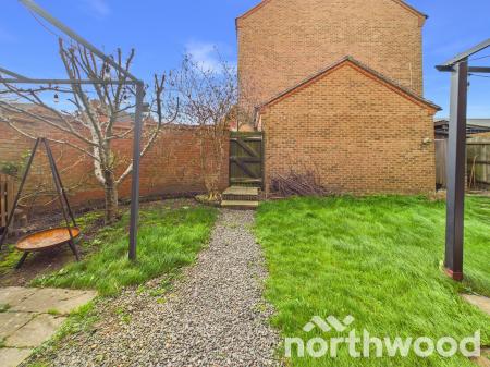 3 bedroom Terraced House for sale in Tunbridge Way, Ashford, TN23