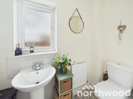 3 bedroom Terraced House for sale in Tunbridge Way, Ashford, TN23