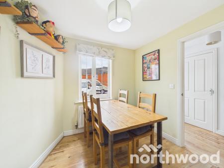 3 bedroom Terraced House for sale in Tunbridge Way, Ashford, TN23