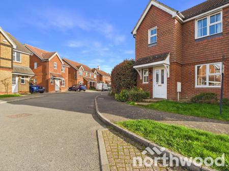 3 bedroom Semi-detached house to let in Bishopswood, Ashford, Ashford, TN23