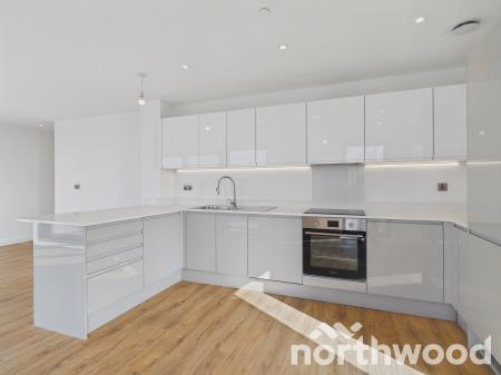 2 bedroom Apartment for sale in Victoria Road, Town Centre, Ashford, TN23