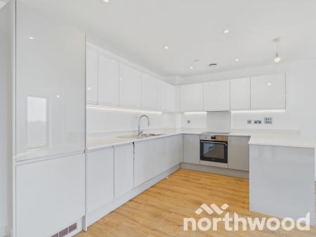 3 bedroom Apartment for sale in Victoria Road, Town Centre, Ashford, TN23