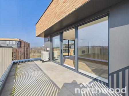 3 bedroom Penthouse for sale in Victoria Road, Town Centre, Ashford, TN23