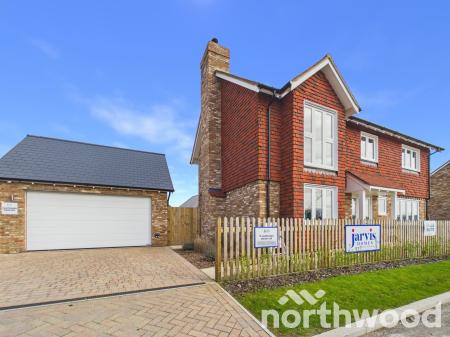 4 bedroom Detached house for sale in The Hamlet, Chilmington Green, Ashford, TN23