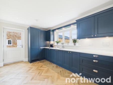 4 bedroom Detached house for sale in The Hamlet, Chilmington Green, Ashford, TN23