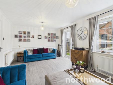 4 bedroom Detached house for sale in Viburnum Close, Godinton Park, Ashford, TN23