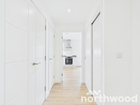 2 bedroom Flat to let in Cantia Place, Ashford, TN23