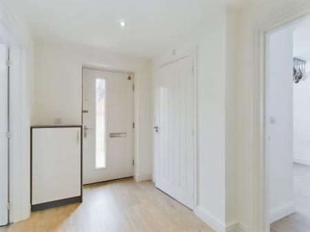 4 bedroom Detached house to let in Risborough Lines, Folkestone, CT20