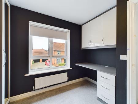 4 bedroom Detached house to let in Risborough Lines, Folkestone, CT20