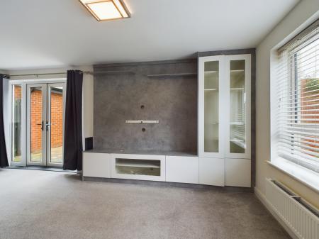 4 bedroom Detached house to let in Risborough Lines, Folkestone, CT20