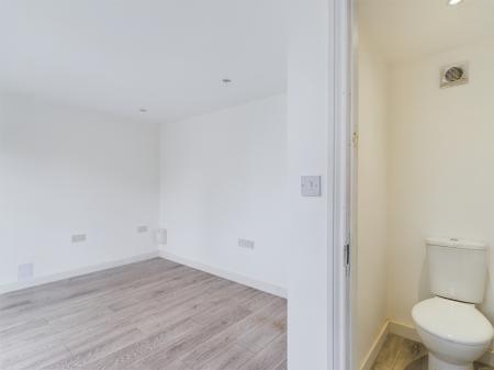 4 bedroom Detached house to let in Risborough Lines, Folkestone, CT20