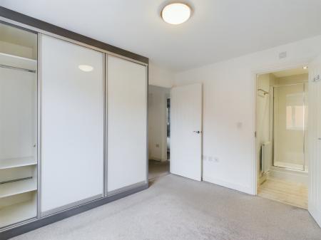 4 bedroom Detached house to let in Risborough Lines, Folkestone, CT20