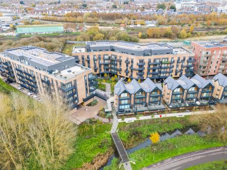 1 bedroom Flat to let in Hampton Place, Ashford, TN23