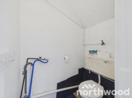 2 bedroom Terraced House for sale in Hythe Road, Ashford, TN24