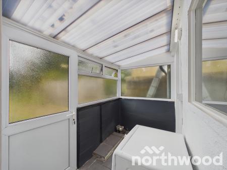 2 bedroom Terraced House for sale in Hythe Road, Ashford, TN24