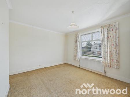 2 bedroom Detached house for sale in Kingsnorth Road, Kingsnorth, Ashford, TN23