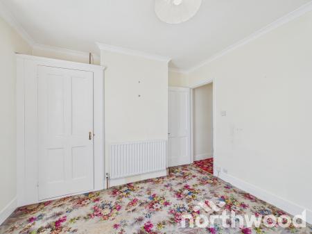 2 bedroom Detached house for sale in Kingsnorth Road, Kingsnorth, Ashford, TN23