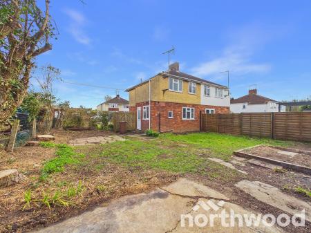 3 bedroom Semi-detached house for sale in Essella Way, Willesborough, Ashford, TN24