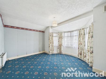 3 bedroom Semi-detached house for sale in Essella Way, Willesborough, Ashford, TN24