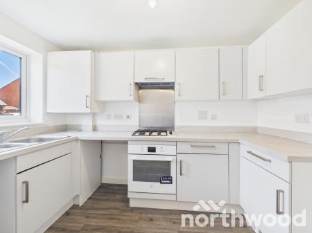 3 bedroom Semi-detached house to let in Heritage Road, Ashford, Ashford, TN25