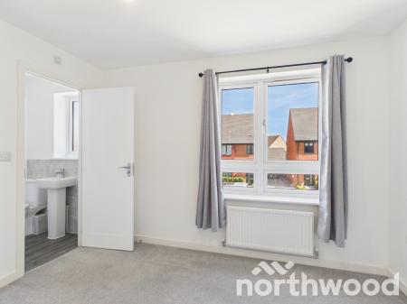 3 bedroom Semi-detached house to let in Heritage Road, Ashford, Ashford, TN25