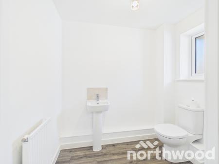 3 bedroom Semi-detached house to let in Heritage Road, Ashford, Ashford, TN25