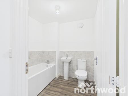 3 bedroom Semi-detached house to let in Heritage Road, Ashford, Ashford, TN25