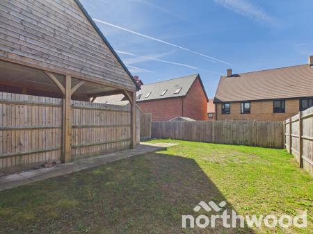 3 bedroom Semi-detached house to let in Heritage Road, Ashford, Ashford, TN25