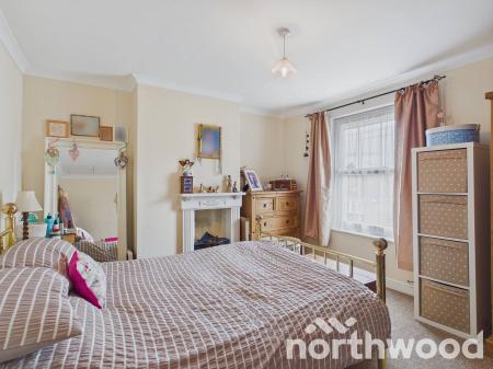 2 bedroom End of terrace house for sale in Cudworth Road, South Willesborough, Ashford, TN24