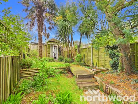 2 bedroom End of terrace house for sale in Cudworth Road, South Willesborough, Ashford, TN24