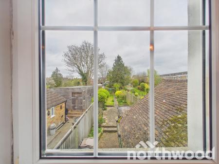 2 bedroom End of terrace house for sale in Cudworth Road, South Willesborough, Ashford, TN24