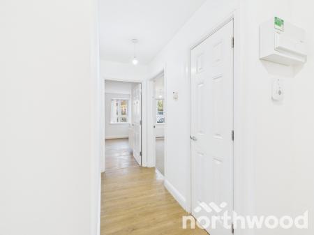 2 bedroom Flat to let in 10 Queen Anne Road, Maidstone, ME14