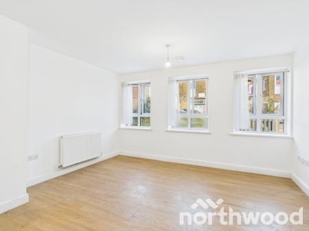 2 bedroom Flat to let in 10 Queen Anne Road, Maidstone, ME14