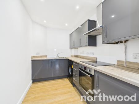 2 bedroom Flat to let in 10 Queen Anne Road, Maidstone, ME14