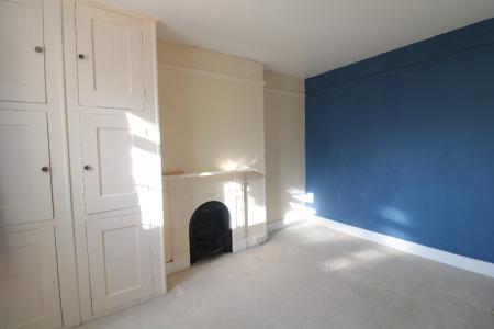 3 bedroom Semi-detached house to let in Godinton Road, Town Centre, Ashford, TN23