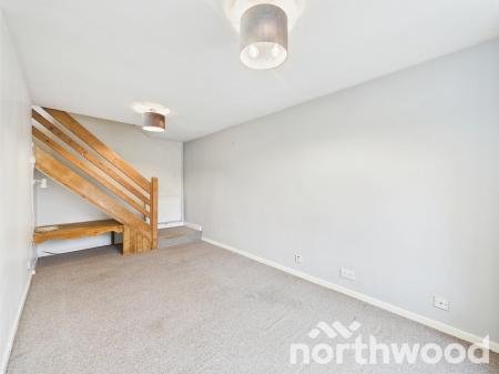 2 bedroom End of terrace house for sale in Nutley Close, Gore Hill, Ashford, TN24