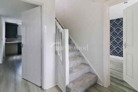 4 bedroom Detached house to let in Siskin Close, Kenington, Ashford, TN25