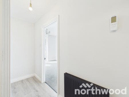 1 bedroom Flat to let in Somerset Road, Town Centre, Ashford, TN24