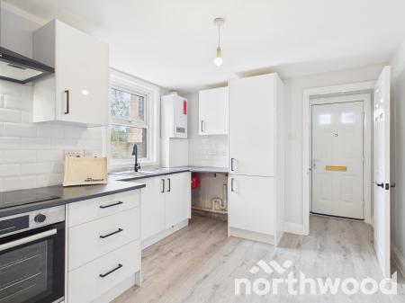 1 bedroom Flat to let in Somerset Road, Town Centre, Ashford, TN24