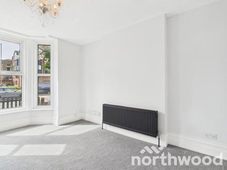 1 bedroom Flat to let in Somerset Road, Town Centre, Ashford, TN24