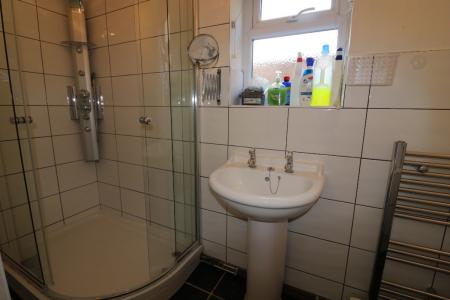 3 bedroom Semi-detached house to let in Birling Road, South Willesborough, Ashford, TN24