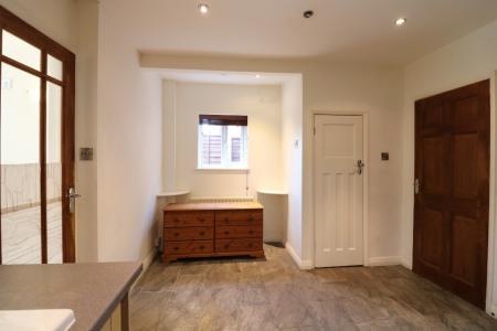 3 bedroom Semi-detached house to let in Birling Road, South Willesborough, Ashford, TN24