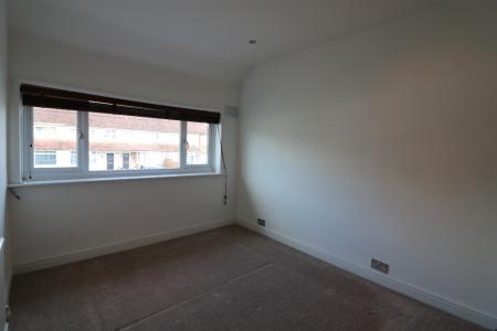 3 bedroom Semi-detached house to let in Birling Road, South Willesborough, Ashford, TN24